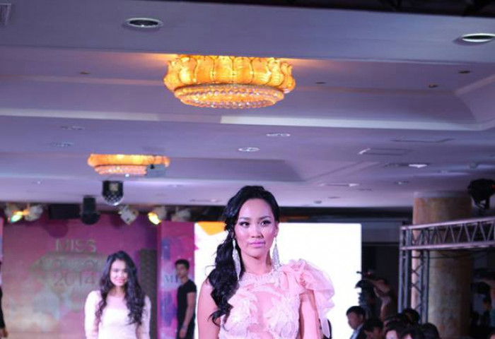 “Miss Mongolia-2014” тэмцээний 17-н оролцогчдын “Мисс Модель” шоуны фото сурвалжлага